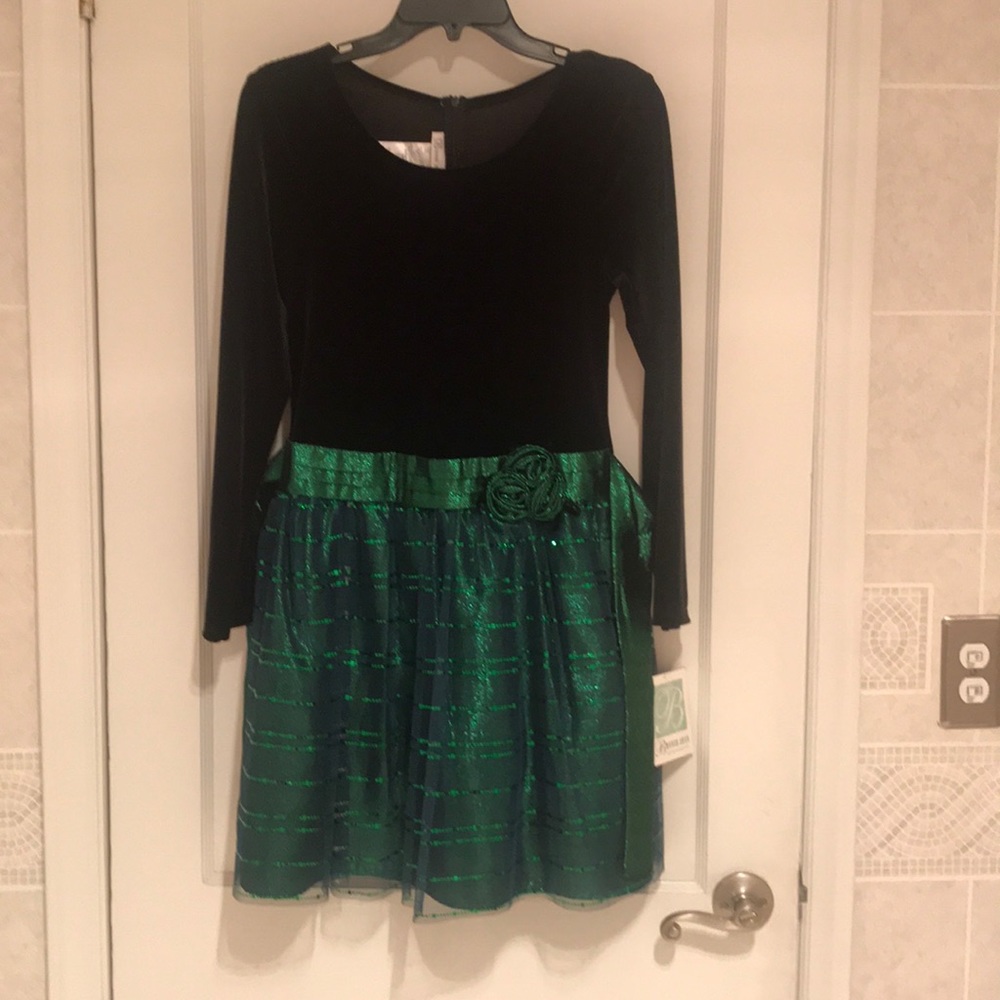Girls dress